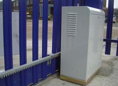 cantilever gate with an SP4000 motor 1